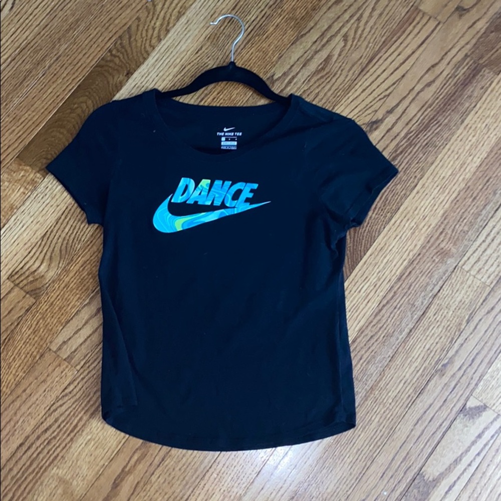 black nike dance tshirt kids size large